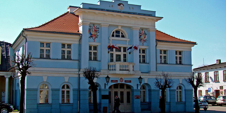 Ratusz w Aleksandrowie Łódzkim: Architektoniczny skarb